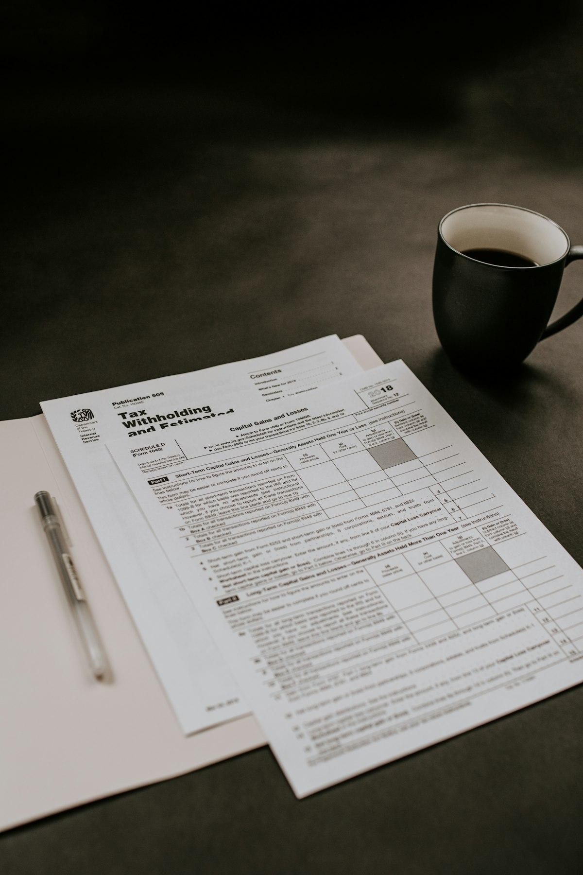 How to Choose Between HMO, PPO, and HDHP Health Plans